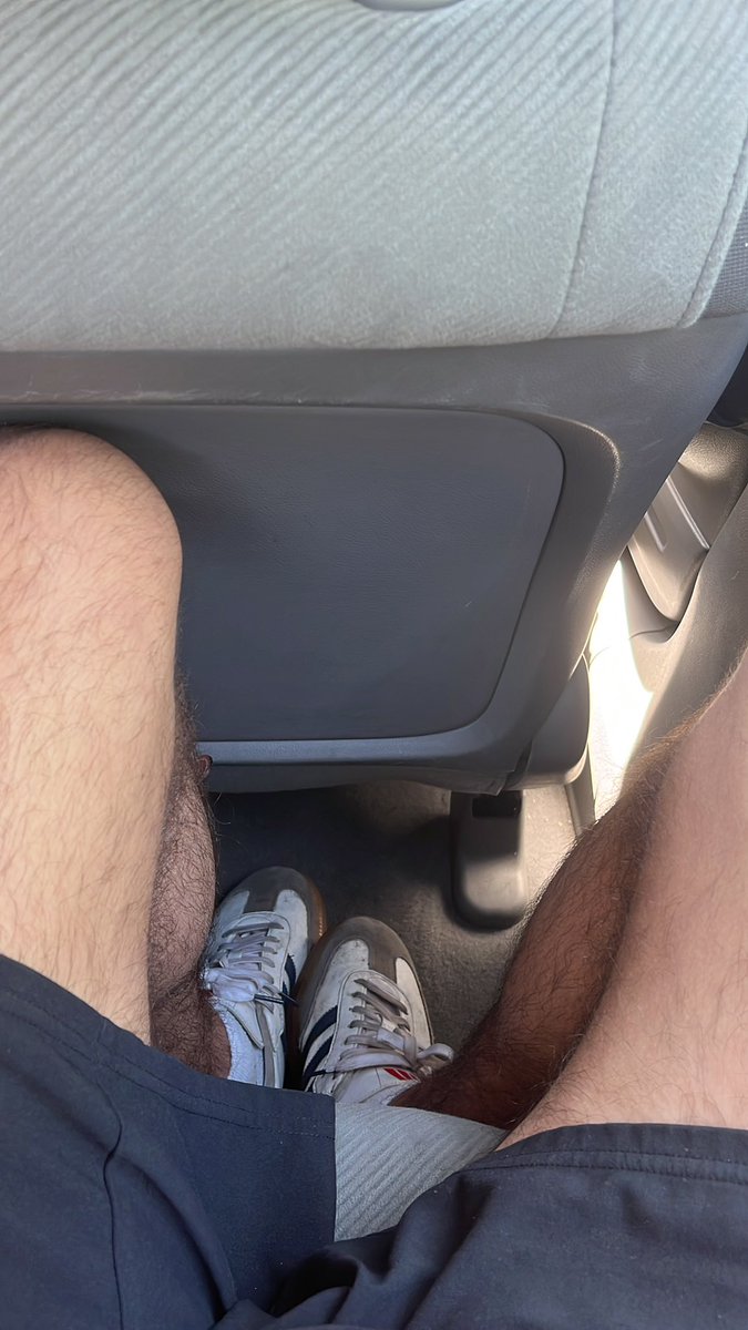 Bong_Wizard69's tweet photo. Back right corner. Not the best, not the worst. Still something to appreciate about it https://t.co/nsKcyITlVu