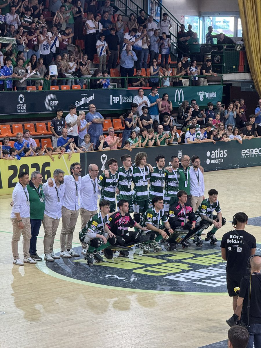 gestadella's tweet photo. Felicitats al @LleidaLlista! I visca el @cpcalafell! Però amb lo d’avui, no podia callar-me… espavileu, @WSERinkHockey! https://t.co/bRYuI1acxy