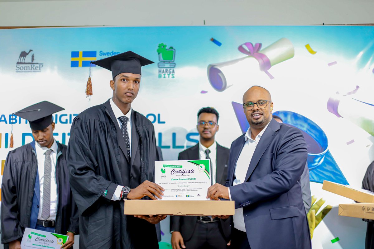 Shaqodoonorg's tweet photo. Beyond the classroom: Graduates received modern laptops, certificates, and internship placements to support their families &amp; kickstart their careers. 🇸🇪 Supported by @Sida under the SIDA III project to create sustainable jobs for a resilient future. 🚀 #Somaliland #Sida https://t.co/nC79dxn5m5