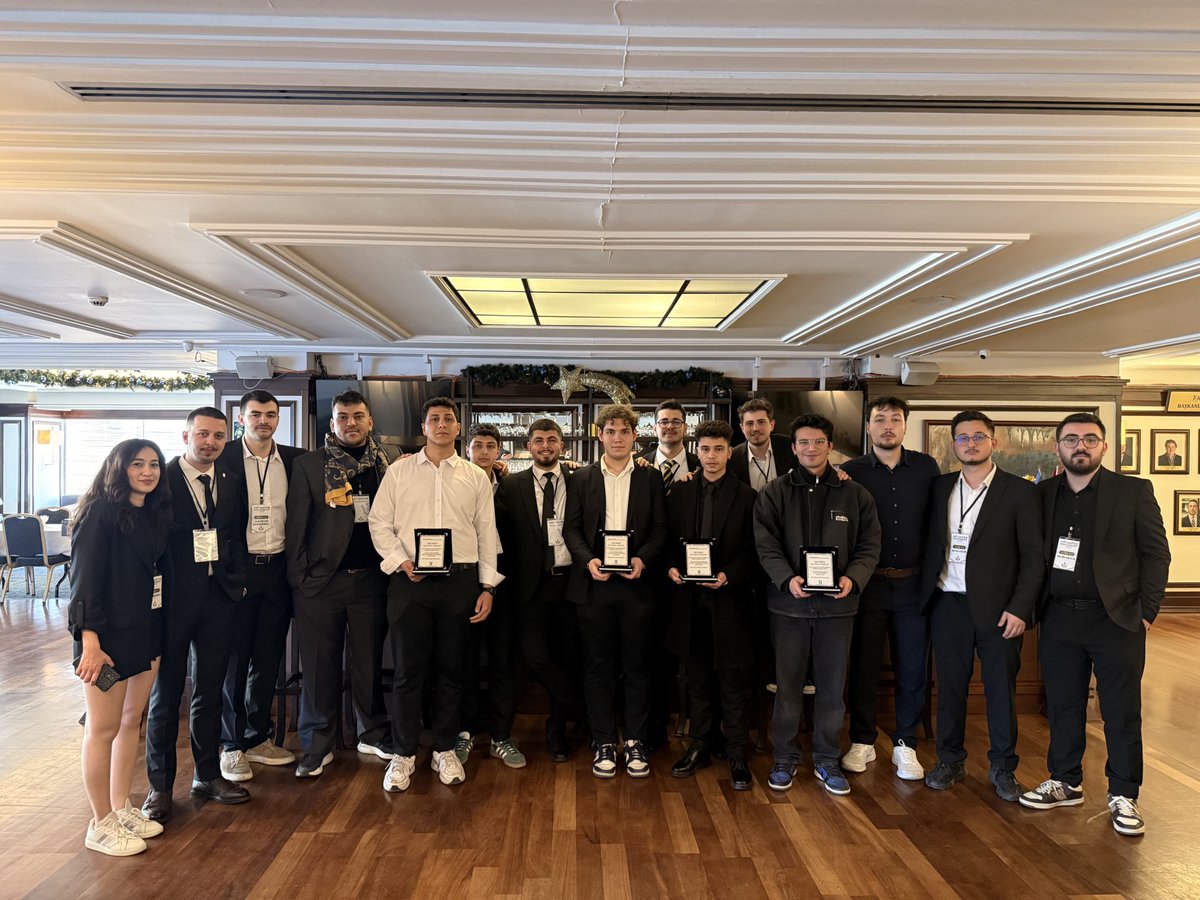 Alihan Aydın tweet media