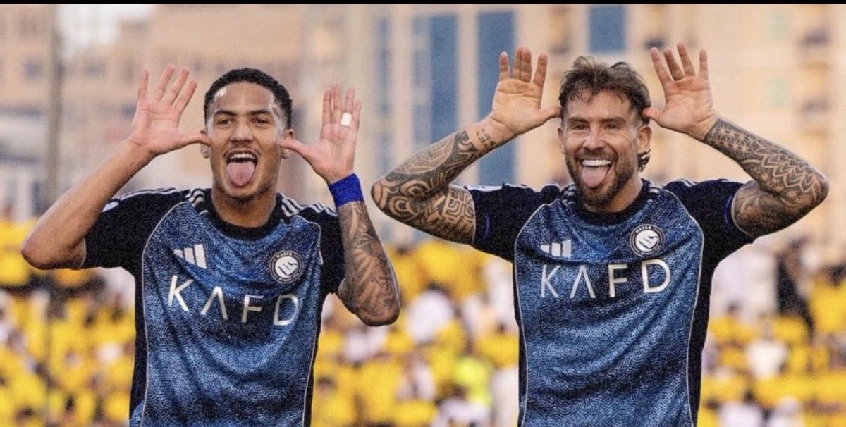 العالميه 😴💛💙 tweet media