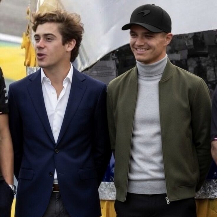 No podíamos faltar con mi esposo <a href="/FranColap1nto/">𝐅𝐫𝐚𝐧𝐜𝐨 𝐂𝐨𝐥𝐚𝐩𝐢𝐧𝐭𝐨 𝐍𝐨𝐫𝐫𝐢𝐬</a>  a la celebración por la pronta llegada de #OhBabyRussell 
Felices de compartir este momento mágico junto a los papis Oli <a href="/mstrpiecx/">𝐋𝐢𝐯 𝐑𝐮𝐬𝐬𝐞𝐥𝐥 𝐌𝐚𝐫𝐨𝐭𝐭𝐢</a> y George <a href="/grussiell63/">𝐆. 𝐑𝐮𝐬𝐬𝐞𝐥𝐥</a>.