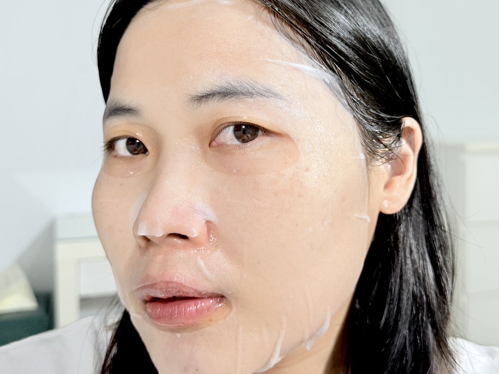 🌈ป่านฉะนี้ จะรีวิว🍭 tweet media