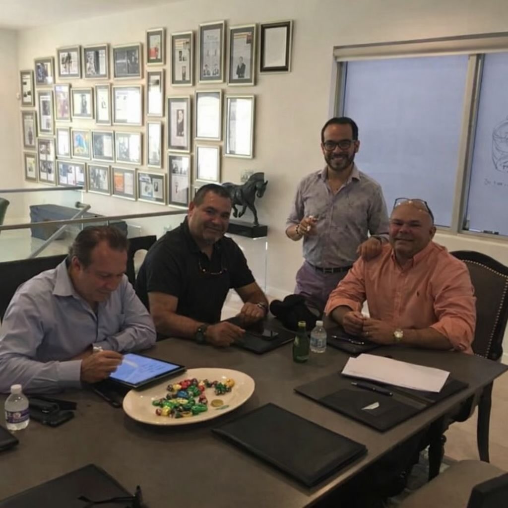 Gustavo Petro tweet media