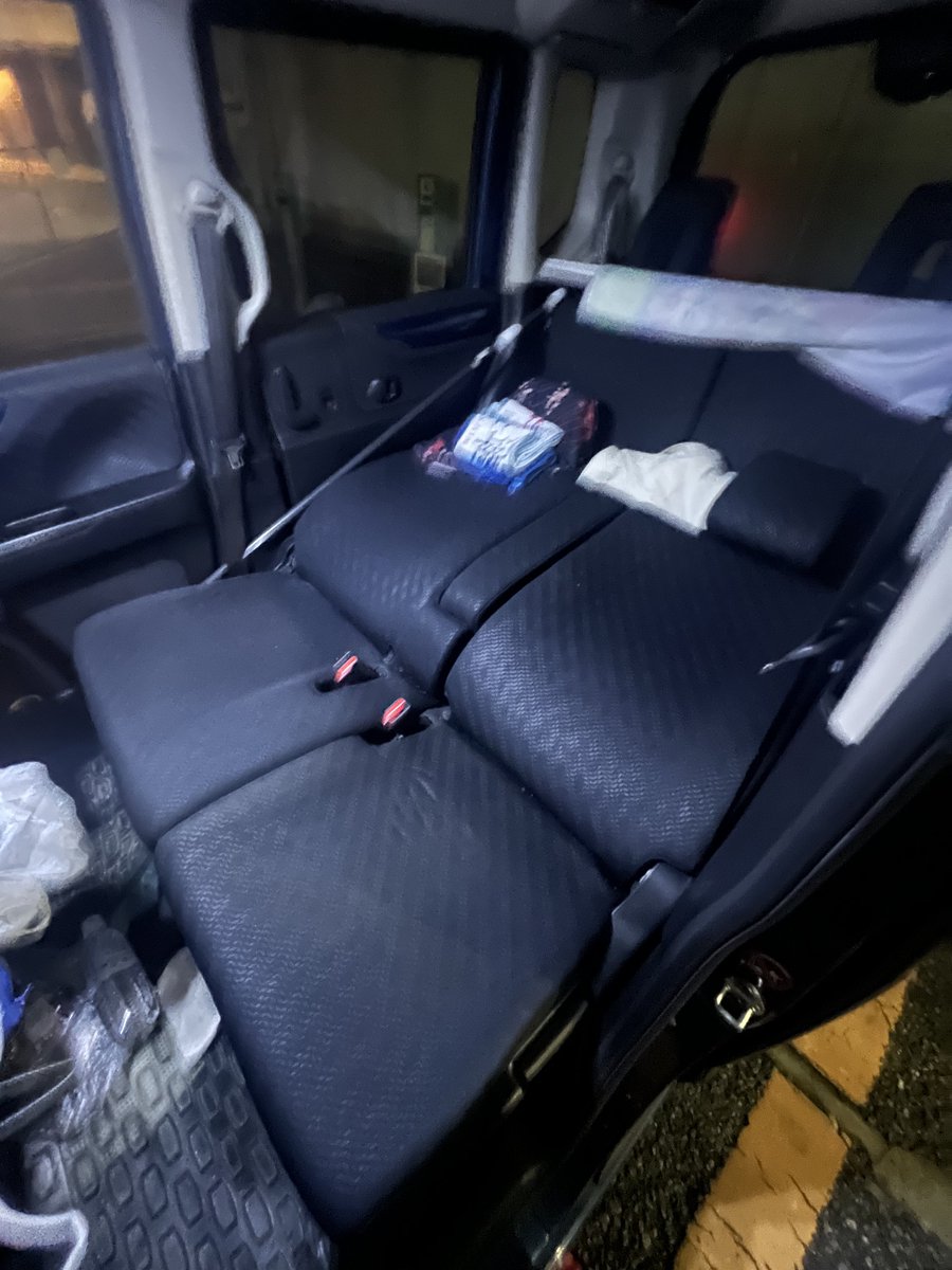 tonkotu_0727's tweet image. 先週の今頃…寂しくなってたなぁ…
1人で駐車場に😂

国立で最高の時間を過ごした‼️
バックステージ、花道横で
メンバーから爆レス貰って😍
サプライズ発表が4つも！？
テンションも爆上がり😆💕

ずっと記憶に残り続けるだろうなぁ🥰

#櫻坂46 #Buddies  #石森璃花 
#櫻坂5thアニラ_国立競技場_DAY2