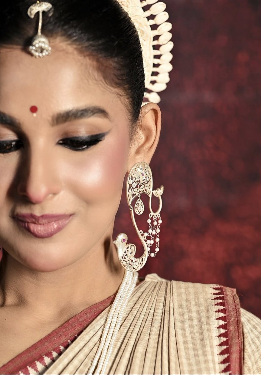 Velvet_gulab's tweet photo. Odissi aesthetic ❤️

Cr. aditilove , gahanejwellery https://t.co/ej72PHSHwO