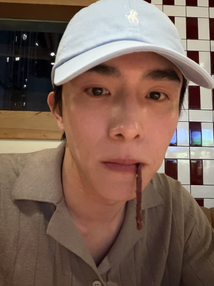 บอ อู มอ บูมบูม🐋✨ tweet media