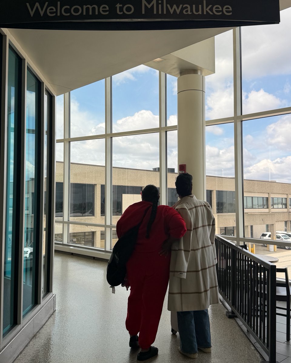 Guess where the team headed? #milwaukee #fuller #DrHowardFullerCollegiateAcademy #blackeducation #ba4e