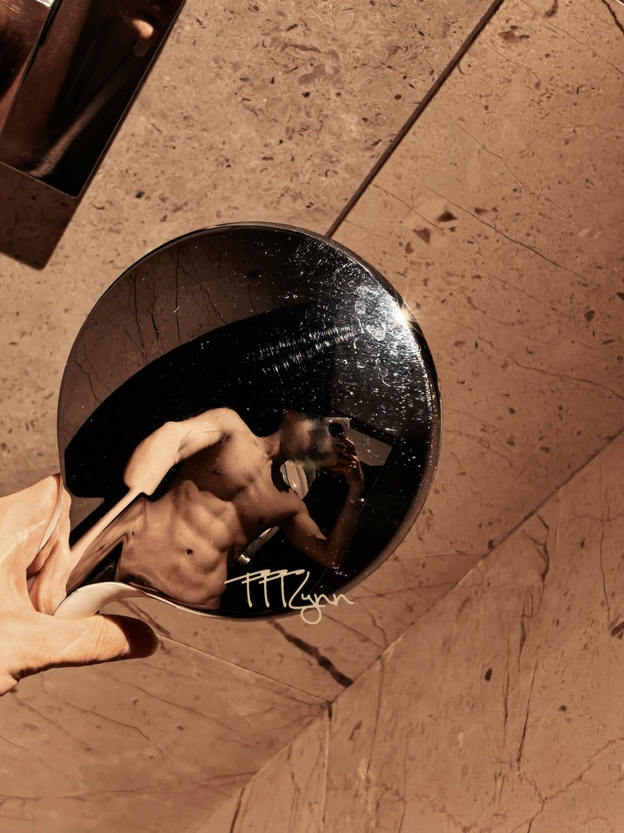 变身茄子 tweet media