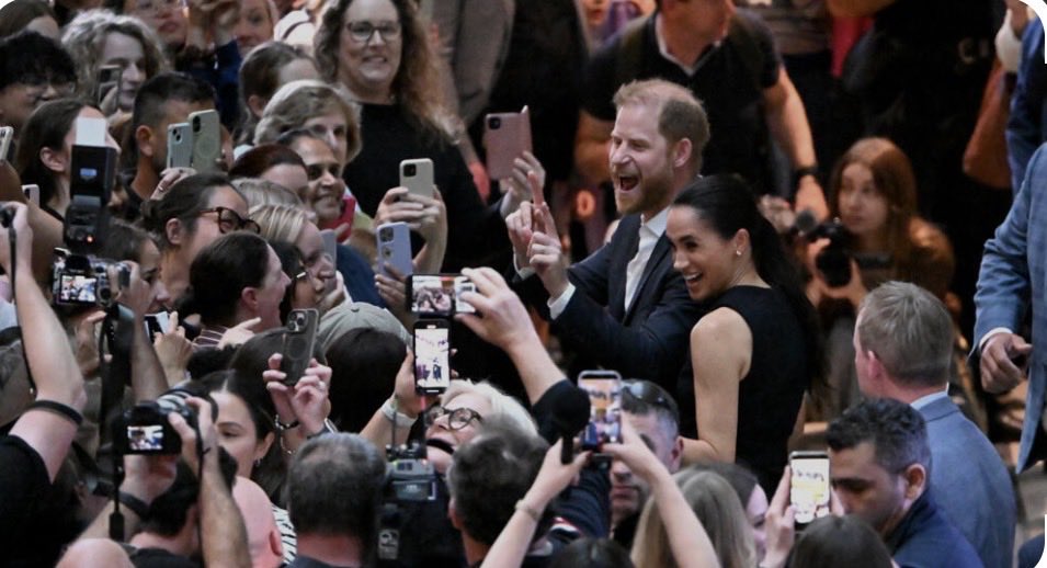 Benjamin Eley Cannell Parody (Fake/Parody) tweet media