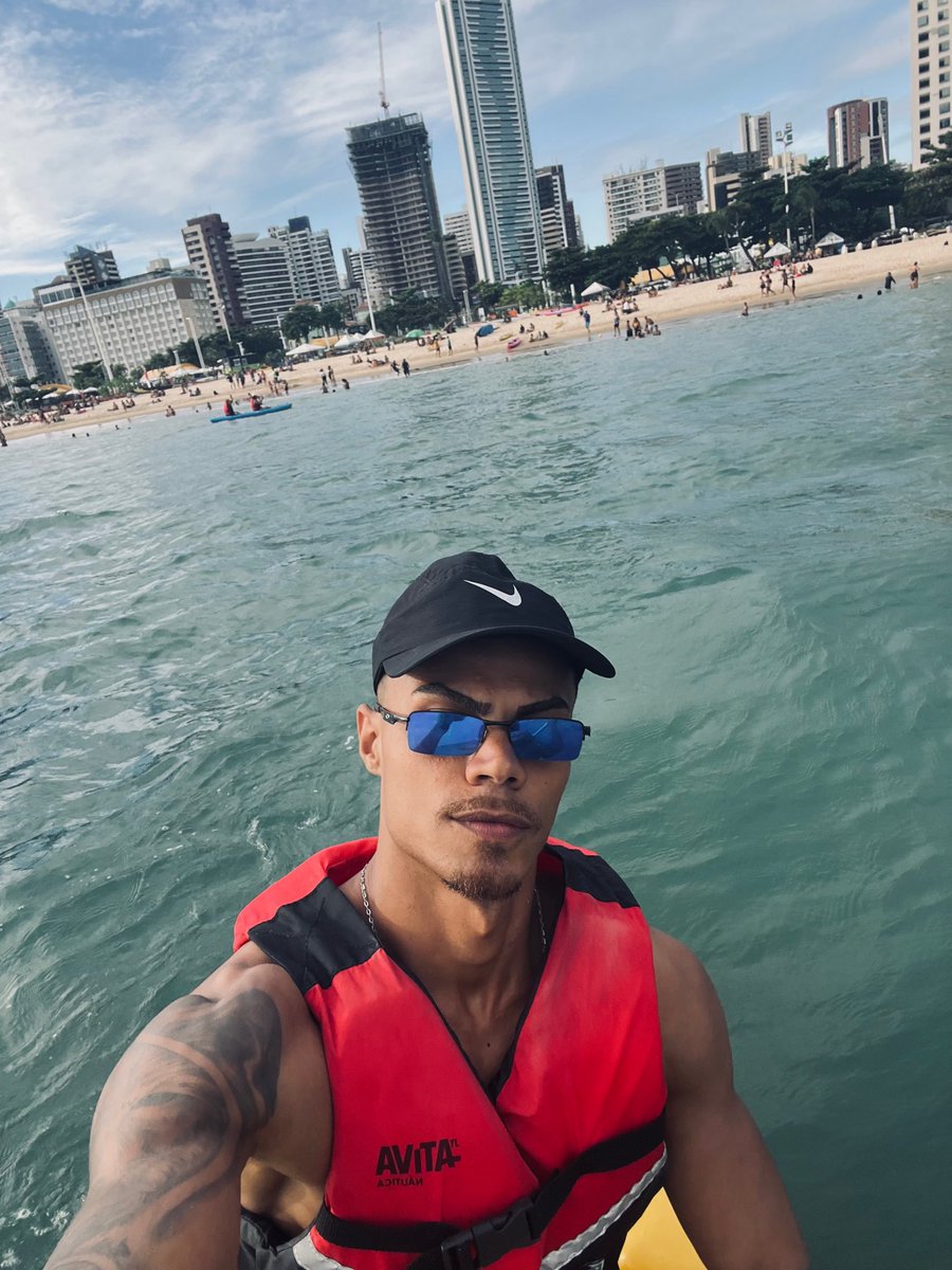 devil (valbert) tweet media