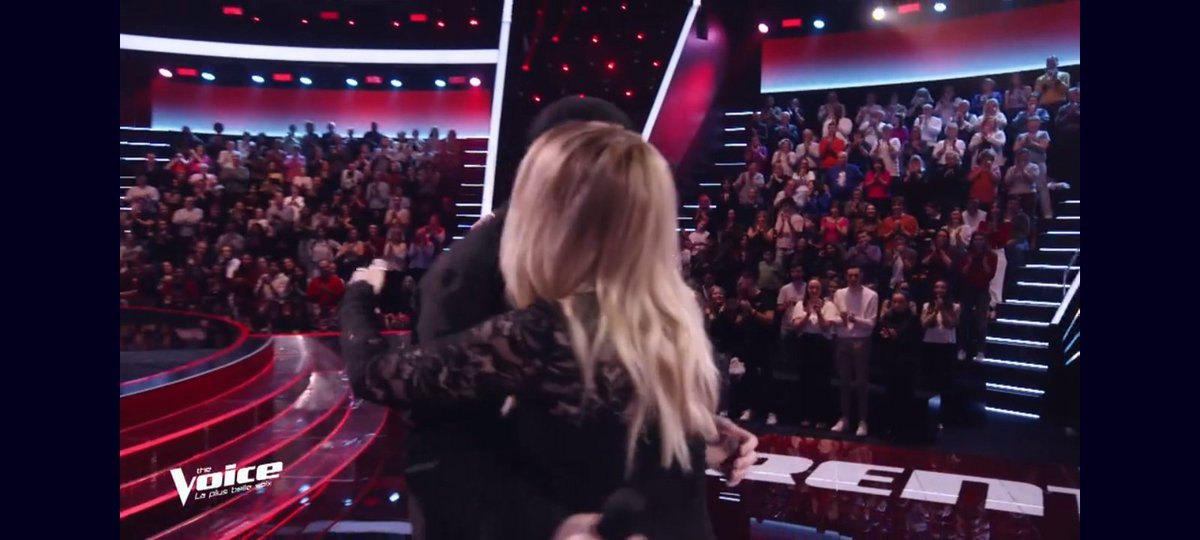 fabien_fichaux's tweet image. Le prochain talent s'appelait Luka, il a chanté "Petite musique" de Eddy de Pretto, 3 coachs se sont retournés et il a rejoint l'équipe Lara Fabian #TheVoice