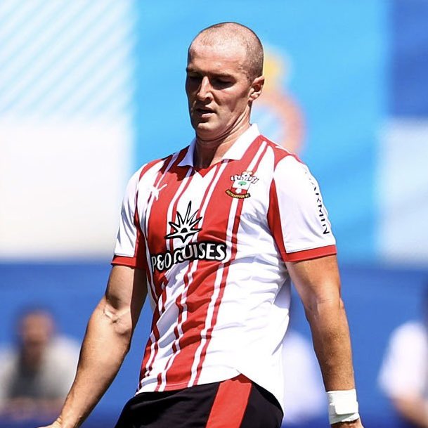 JustSaints_'s tweet image. James Bree’s surgeon performing Tonda esque miracles. 🤯

#SaintsFC