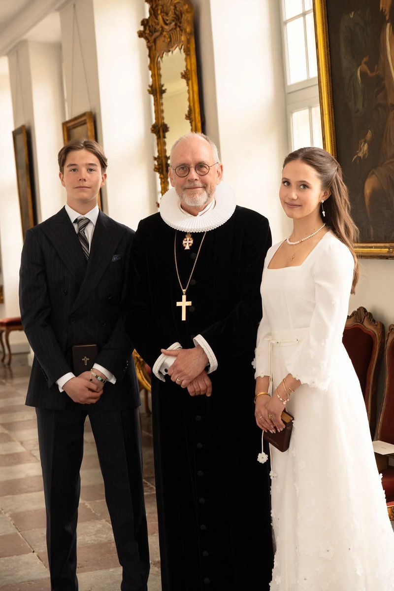 laudablePractice tweet media