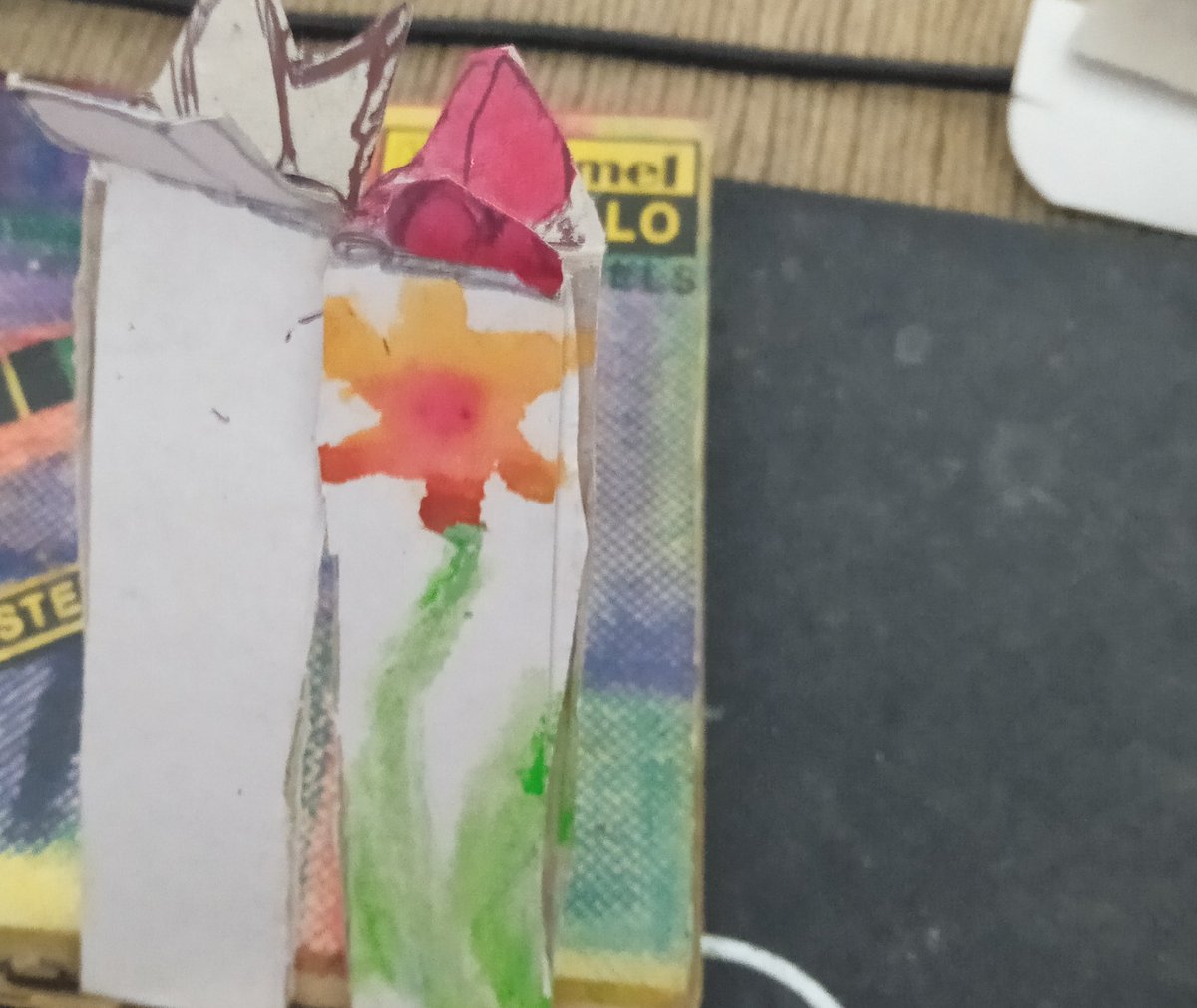 10sunshinegal's tweet image. Made more #Butterfly #bookmarks #upcycling box flaps coz #TheCraftySagittarius ♐ FB page had a very convincing post why 🦋 is #Sagitarrian #SpiritAnimal.
#Art &amp;amp; #Craft #meraki 4 #AkshayaTritiya b/w #PerfectCrown #kdrama savoring. 
#ButterflyBookmarks as #sun moves into #Taurus♉