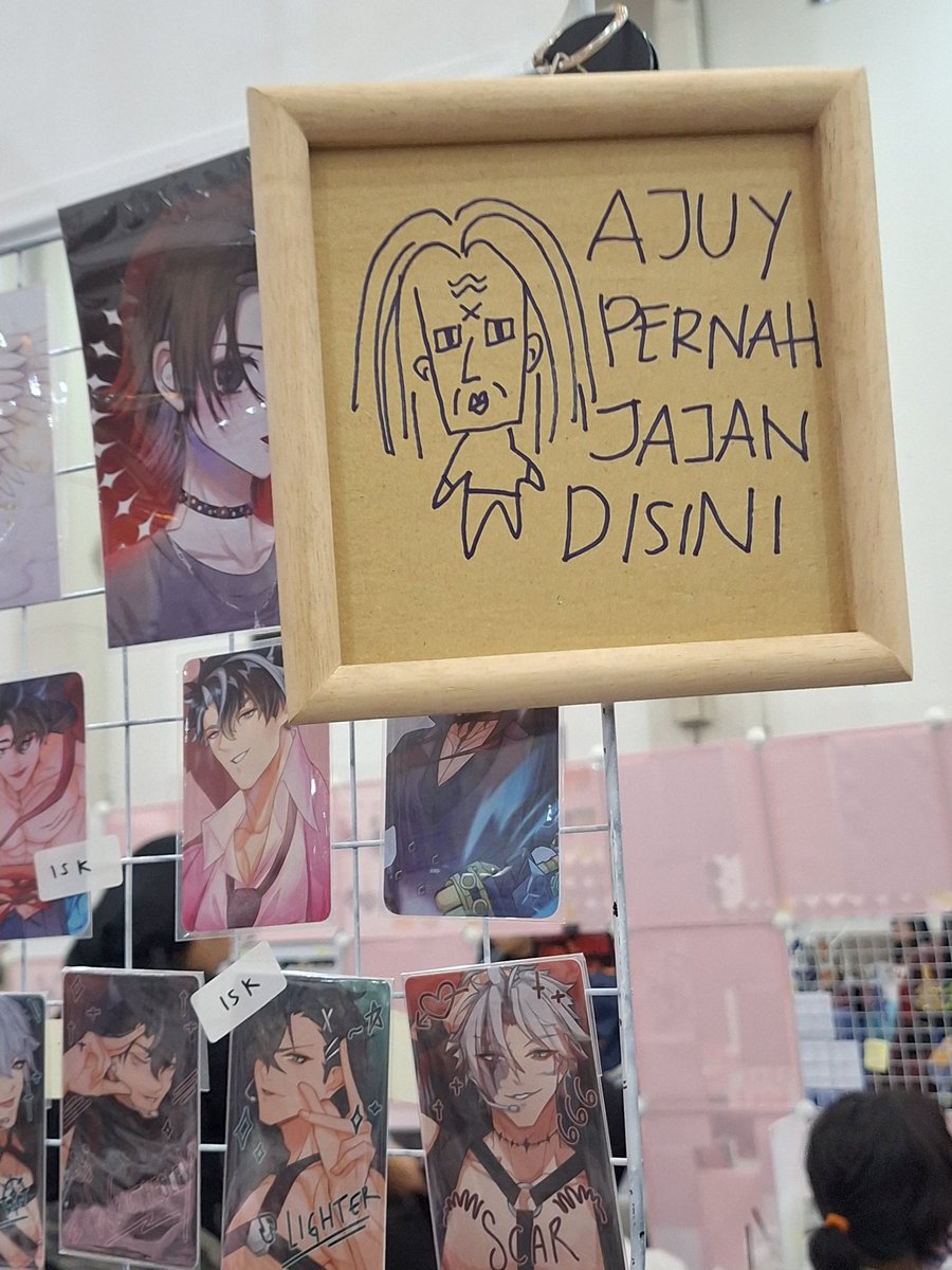 bolubung's tweet photo. comipara6 day 1 haul :33 ganci imut ajuy dan stiker imut nuggetz dari @acromiyeon ‼️🤟😆 https://t.co/n4uF1sqVu1