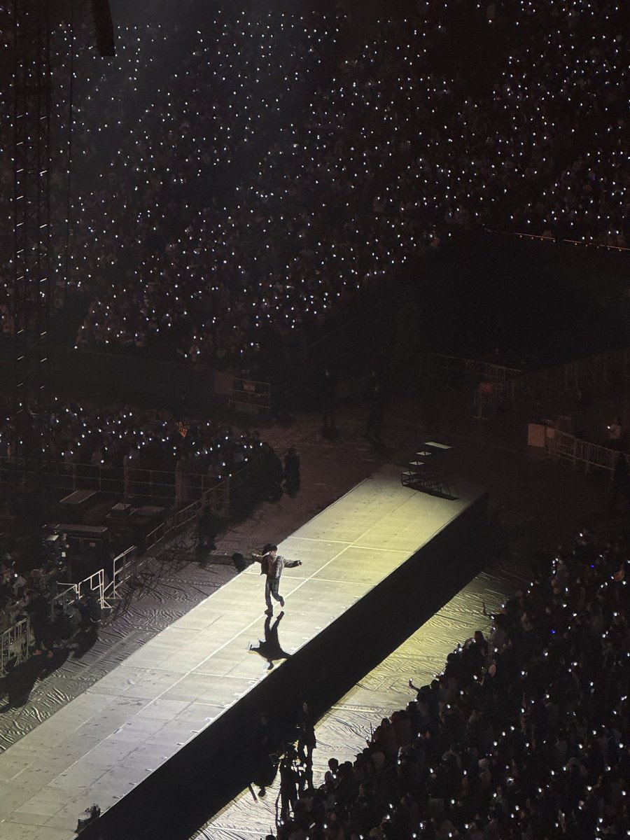 jemi⋆.˚ tweet media