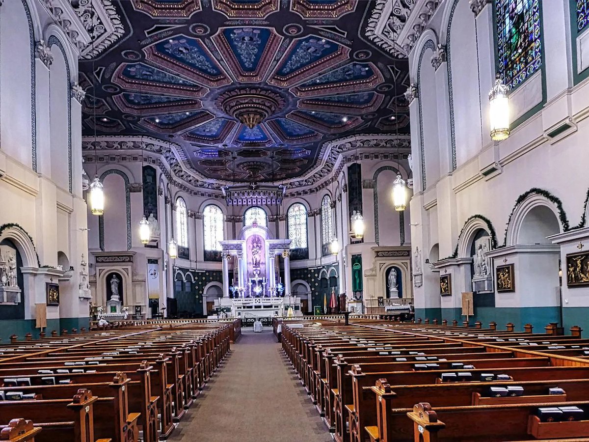 Canadian Catholic Aesthetics tweet media