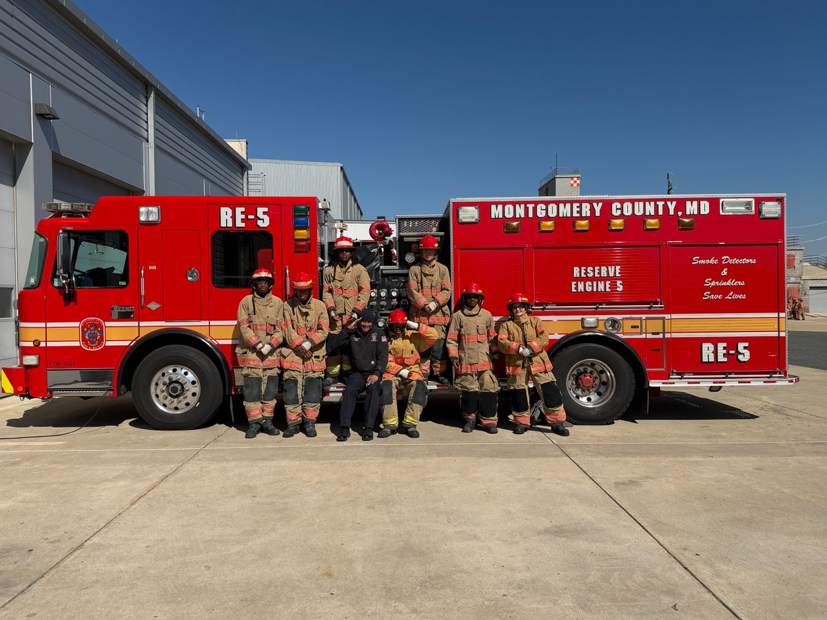 MoCoRec's tweet photo. Thank you to @mcfrs for partnering with our #RecZone afterschool program to give participants the chance to gain real-world insight into what it means to serve as an emergency service professional! 🚒

Learn more about our #MoCoRec afterschool programs ➡️ https://t.co/ogPlsTS2eS. https://t.co/O2RQHCwNNM