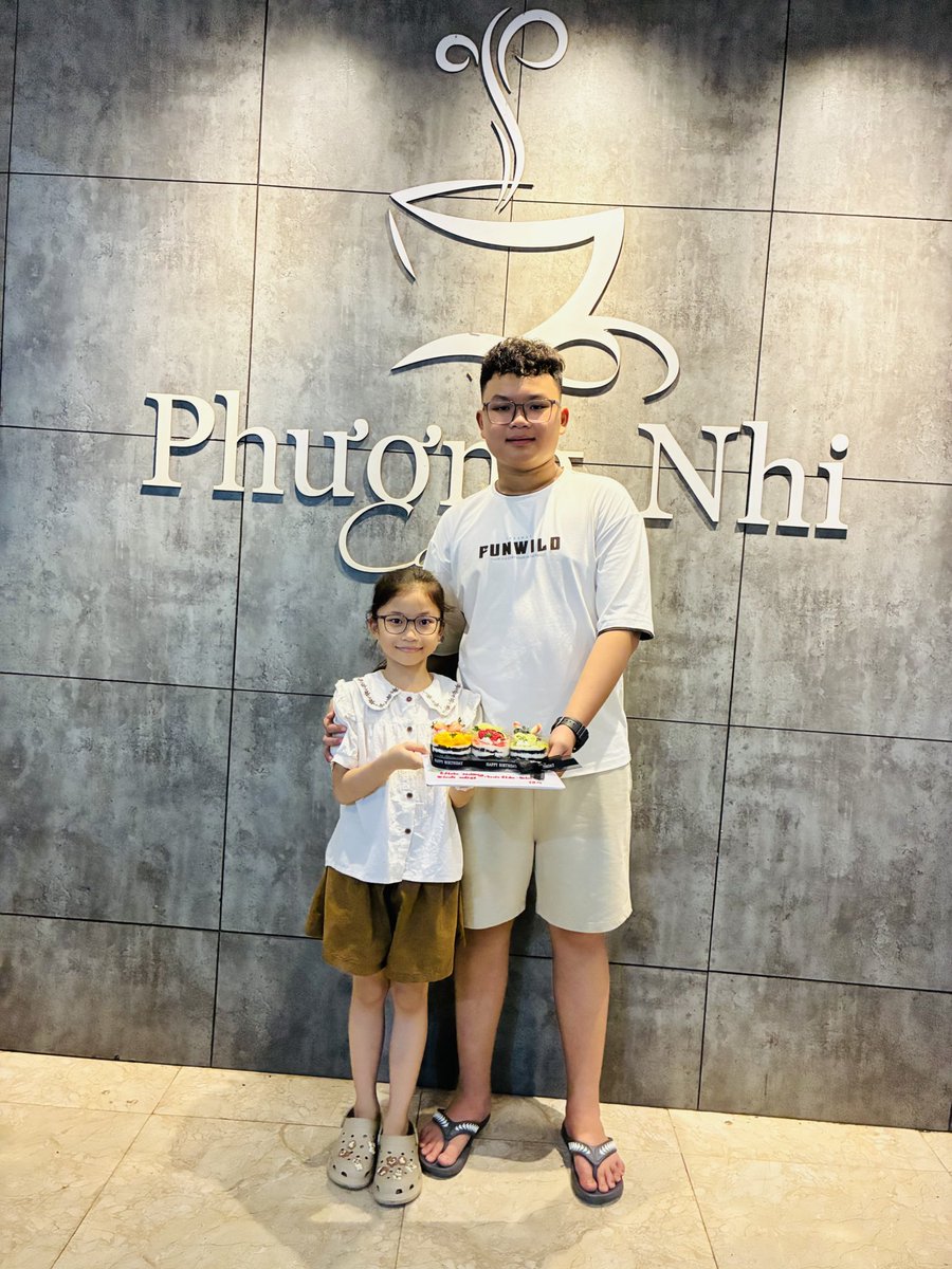 TNT11pro's tweet photo. Chúc mừng sinh nhật Bin Anh Hào https://t.co/zWl7gfSRl9
