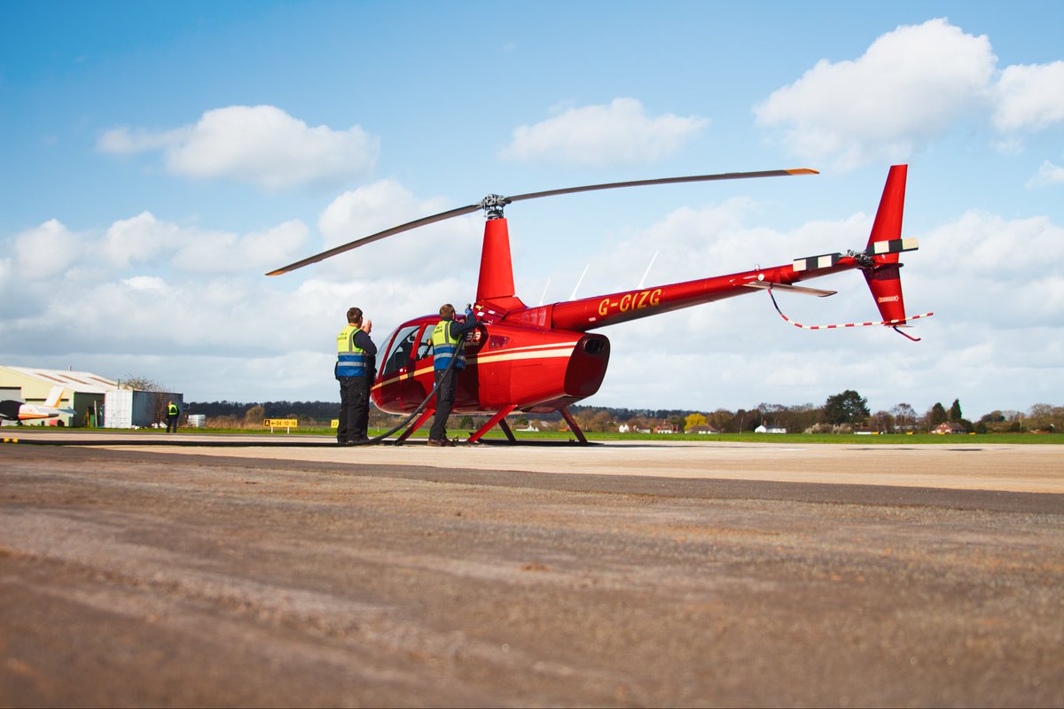 Wolverhampton Halfpenny Green Airport tweet media