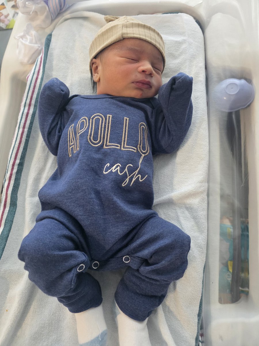 #nodayzoff tweet media