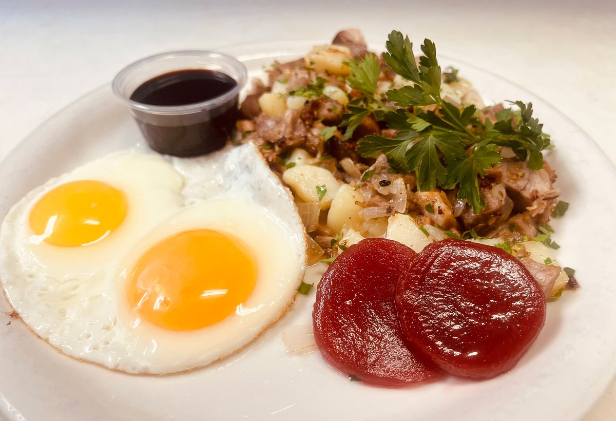 AndersensBakery's tweet image. Scandinavian Pork Hash
Special for #Breakfast
Pytt i panne
Tender cube cut pork
Potatoes garden onions
Pan sautéed eggs of choice
Worcester sauce at side. $18.95

The Andersen’s Danish #Bakery &amp;amp; #Restaurant
1106 State Street #SantaBarbara
(805) 962-5085