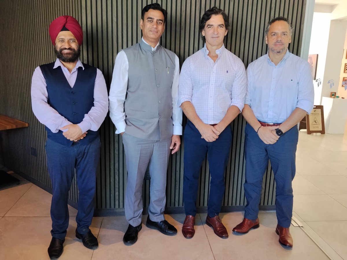 India in Bolivia tweet media