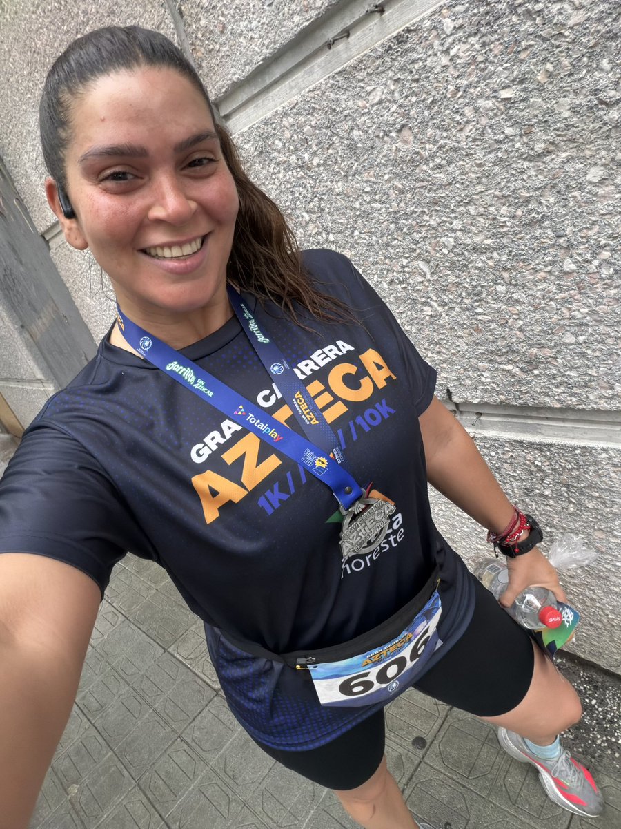 annagzz's tweet photo. Lluvia, desvelo y aún así aquí estoy 🏅
Porque no siempre es motivación, a veces es pura disciplina. 🔥
Hacer lo que toca, incluso cuando cuesta… Y al final, también es bonito ver de lo que eres capaz. ✨
#km #sundaymorningrun #rainingday☔ #mindfulness #mty https://t.co/nwk3Fi41Nt