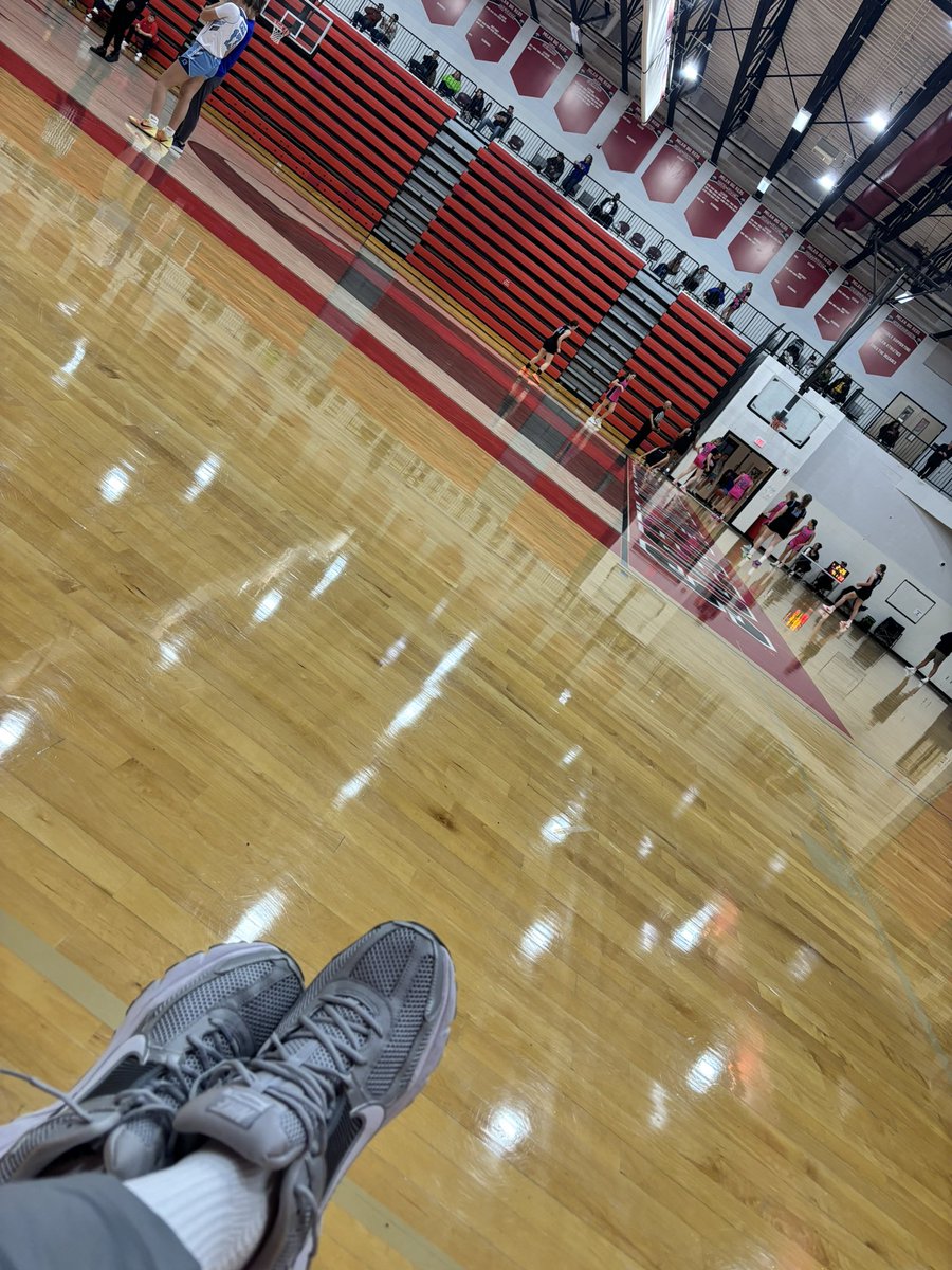 COACH SMITH tweet media