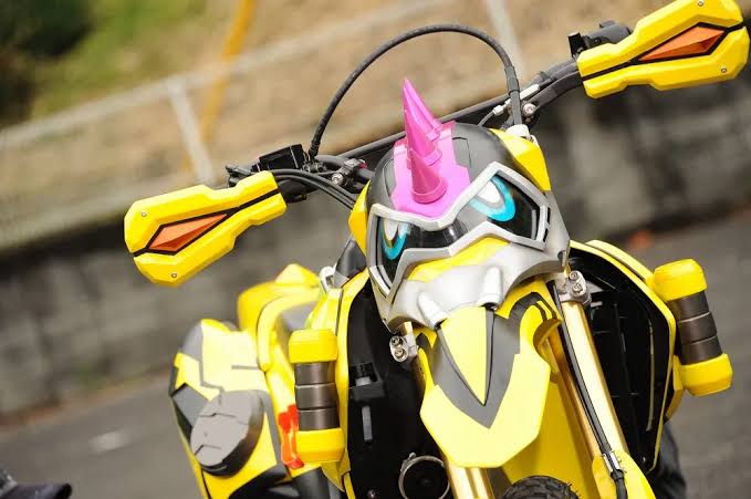 BakusouBiker's tweet photo. pulls up. https://t.co/AQm0QdSFbt