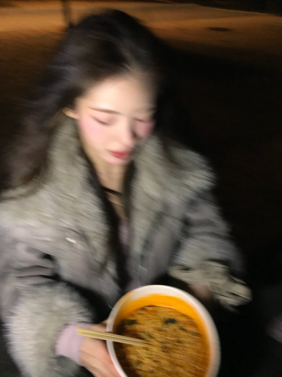 🩵 수 🩵 tweet media