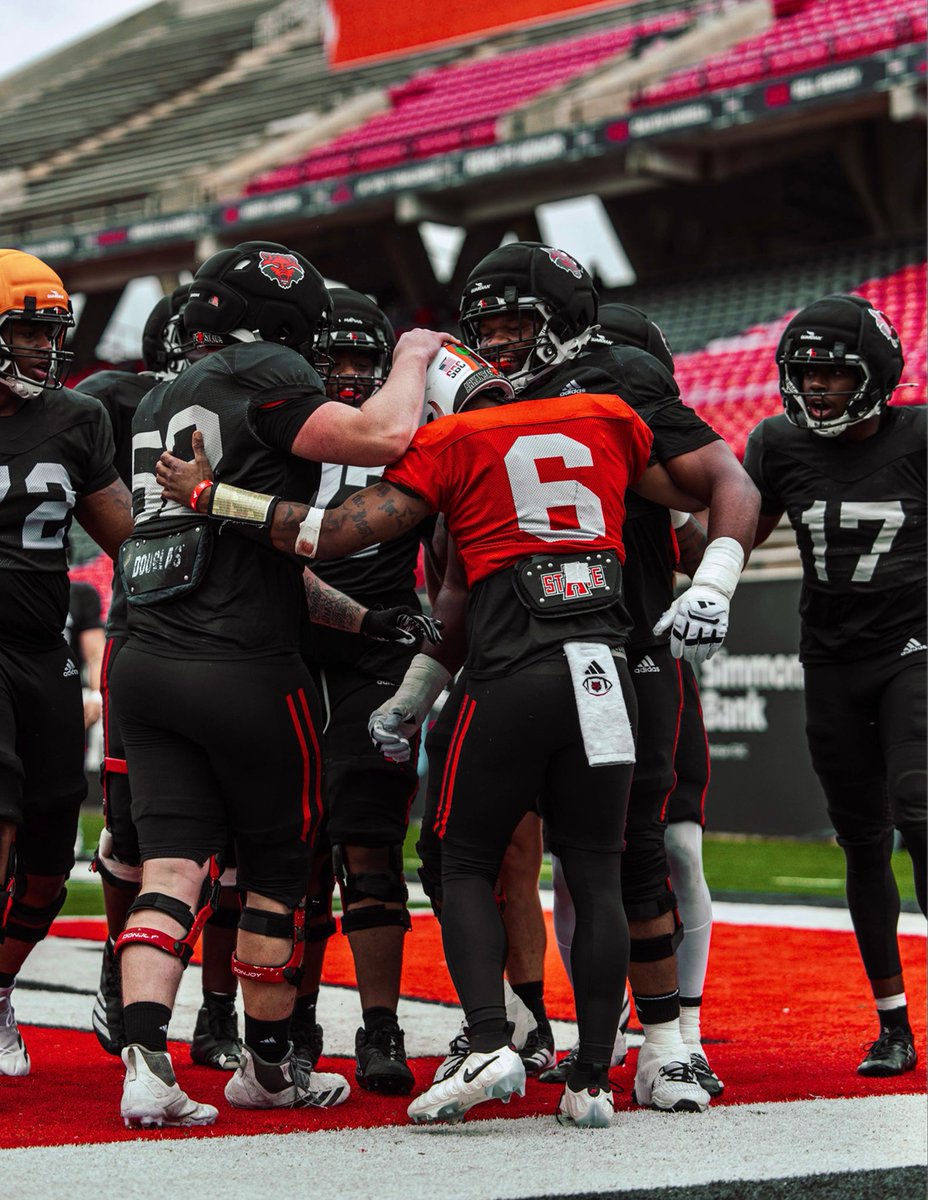 AStateFB's tweet image. The vision is clear👀
Spring Ball 12 ✅ 

#WolvesUp🐺