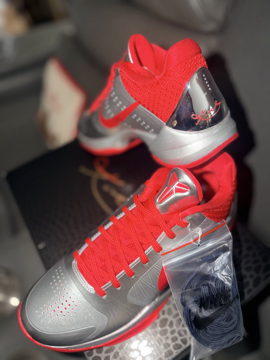 GROCABX's tweet image. 🗣️#NewPackageAlert🚨
#Nike #NikeKobe
#Kobe5Protro×CaitlinClark
#Rookie of the Year