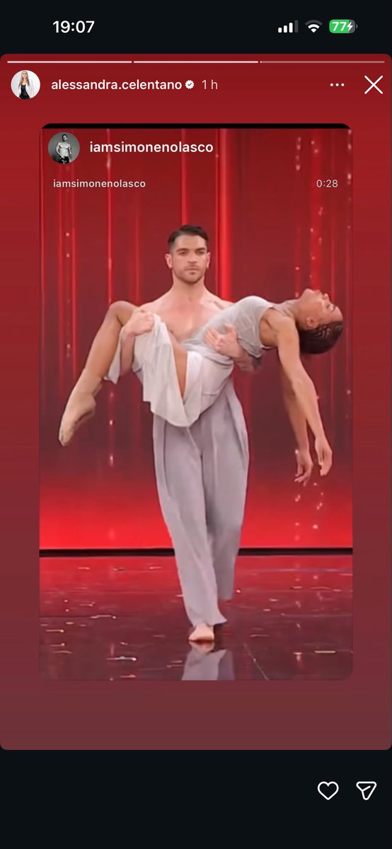 alecele che riposta sisisi