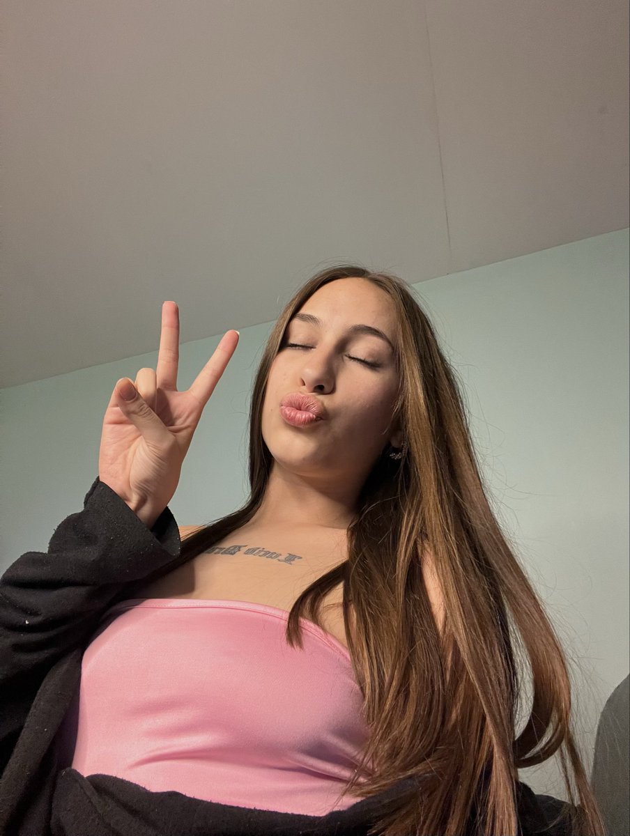 nancykaya tweet media