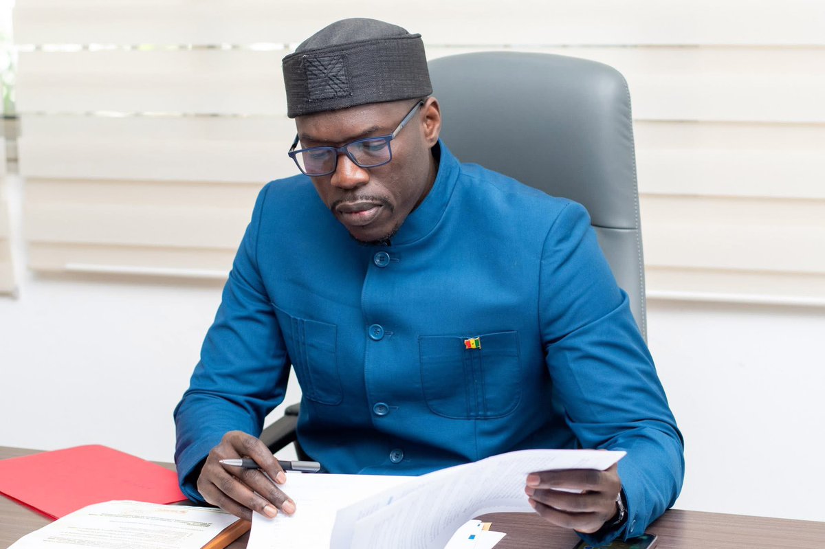 De MOR TALLAH GUEYE

Après avoir tenté d’humilier tes adversaires, après les avoir opprimés, calomniés et avoir comploté contre eux, après avoir mené une répression qui a tué plus de 80 personnes et emprisonné leurs leaders ainsi que plus de 2 000 Sénégalais injustement, il est