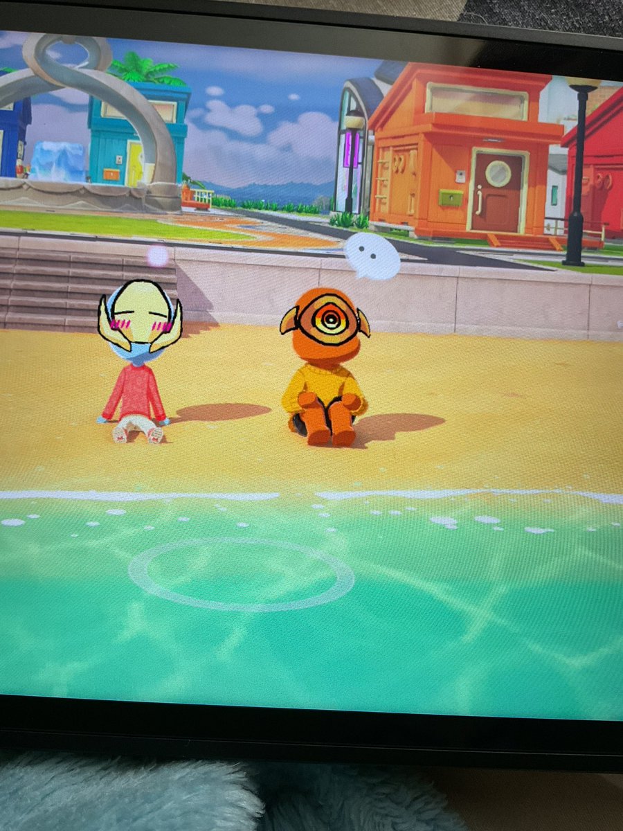 Blorbus/Staroois tweet media