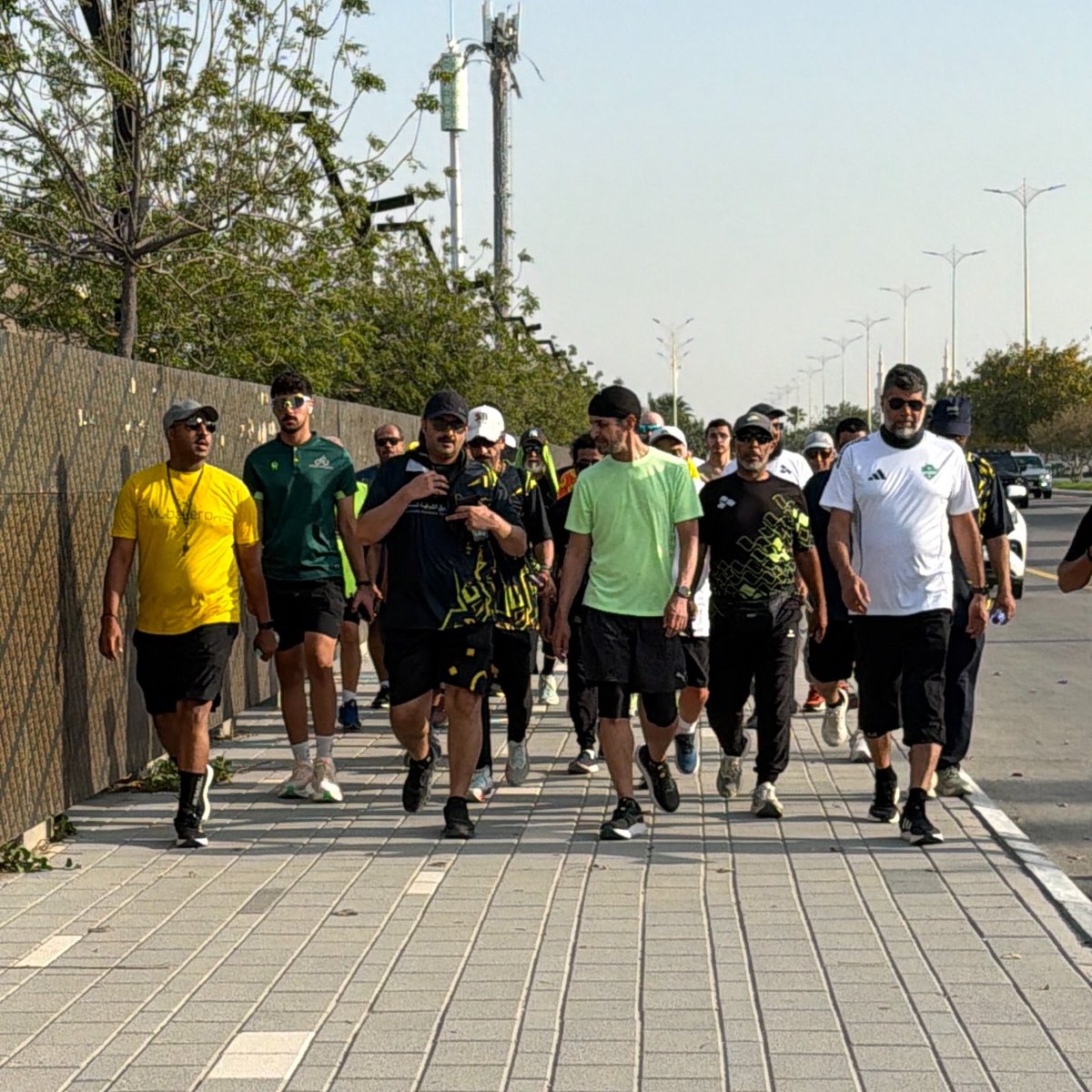 ewt2015's tweet photo. نظّم فريق الشرقية للمشي فعالية “واكاثلون المشي” لمسافة 21 كلم في الدمام على الساحل الشرقي، بمشاركة نحو 60 شخصًا من مختلف الأعمار والجنسيات، في أجواء حماسية تعكس روح المجتمع وتعزز ثقافة المشي. 🚶‍♂️🌊.

#فريق_الشرقية_للمشي #الدمام #تحرك_معنا  #مشي #مجتمع_صحي_رياضي https://t.co/701eq3wtCk