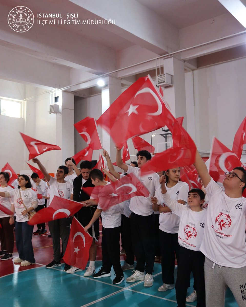 Aynı değerlerle, aynı inançla,
daha güçlü yarınlara birlikte yürüyoruz.
#EğitimleTekYürek
<a href="/tcmeb/">Millî Eğitim Bakanlığı</a> <a href="/istanbulilmem/">İstanbul İl Millî Eğitim Müdürlüğü</a> <a href="/MucahitYentur/">Murat Mücahit Yentür</a> <a href="/sevgiyucell/">Sevgi Yücel</a>