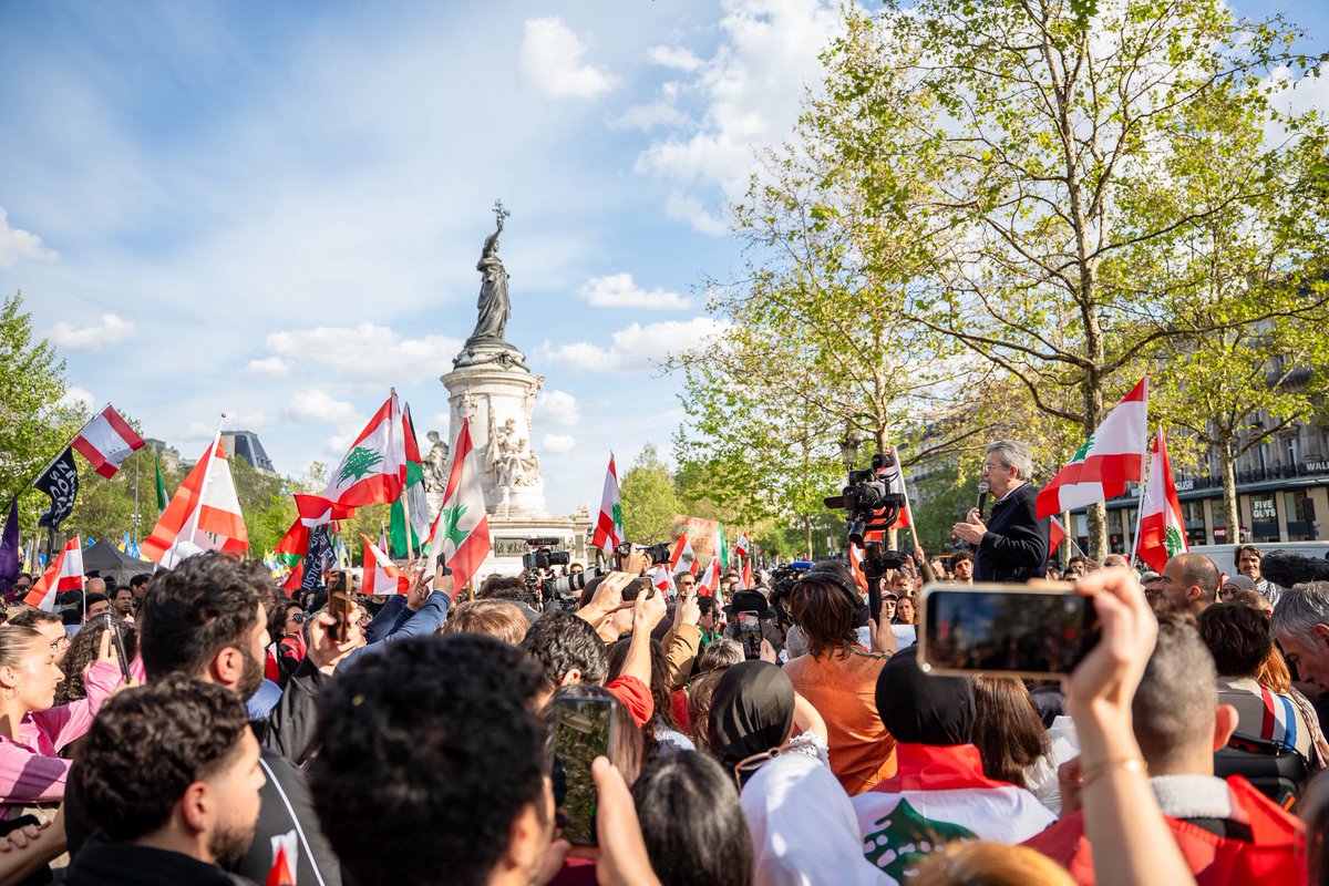 Pour un cessez-le-feu immédiat et le retrait de l’armée d’occupation sur le territoire libanais !

🇱🇧 Tout notre soutien au peuple libanais. La France insoumise est avec vous.