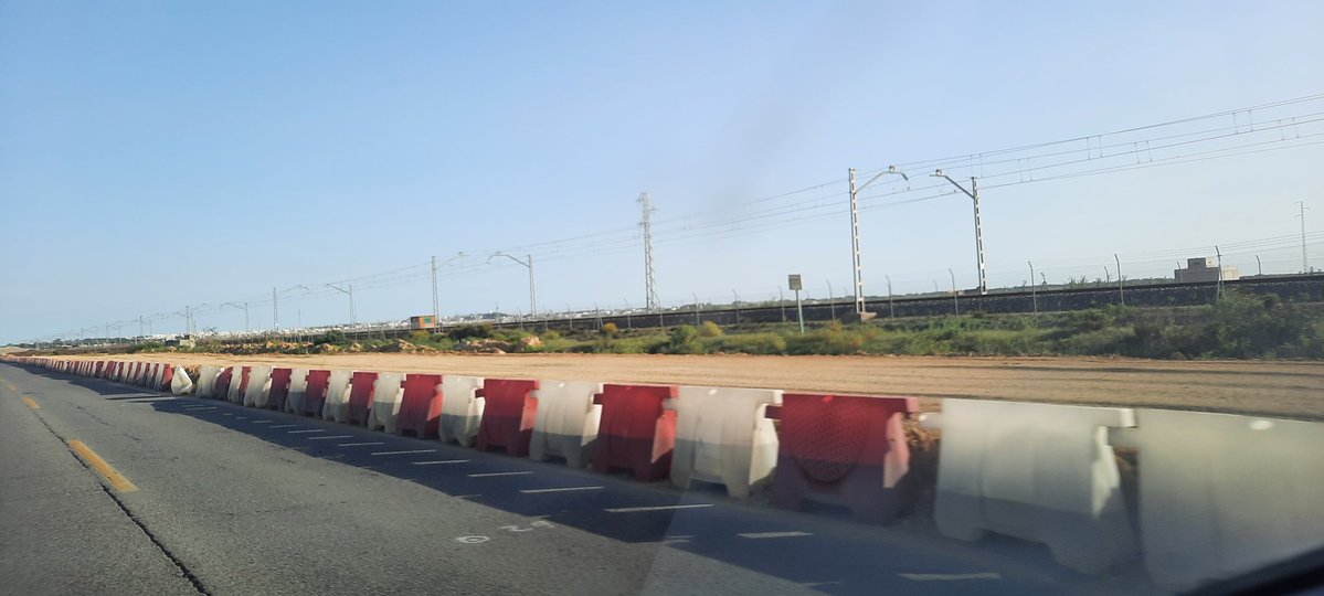 JosGilabert's tweet image. Otra de las razones por las que a la Sra. Montero no la va a votar ni el Tato, abandono absoluto por parte del Gobierno de las infraestructuras de la provincia de #Cádiz. Carretera #SanFernando-#ChiclanaDelaFrontera, ni las pirámides de Egipto tardaron tanto 😠