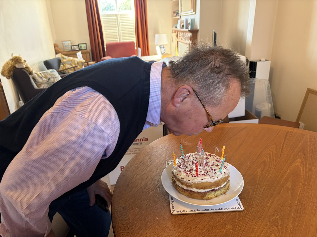 Mabel & Stanley OBE 🐶🐾🐕 tweet media