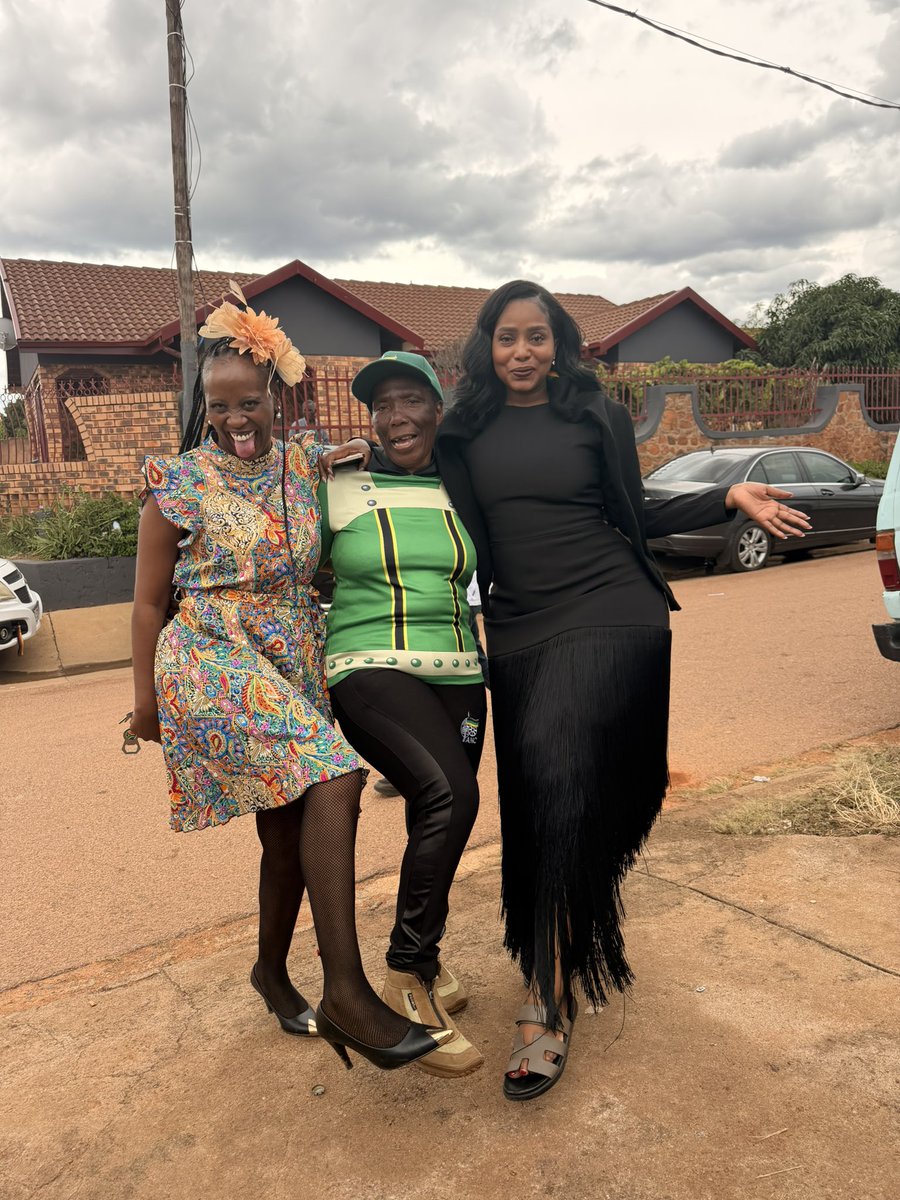 Tlangi Mogale: CoT MMC Roads&Transport🖤💚💛 🇿🇦 tweet media