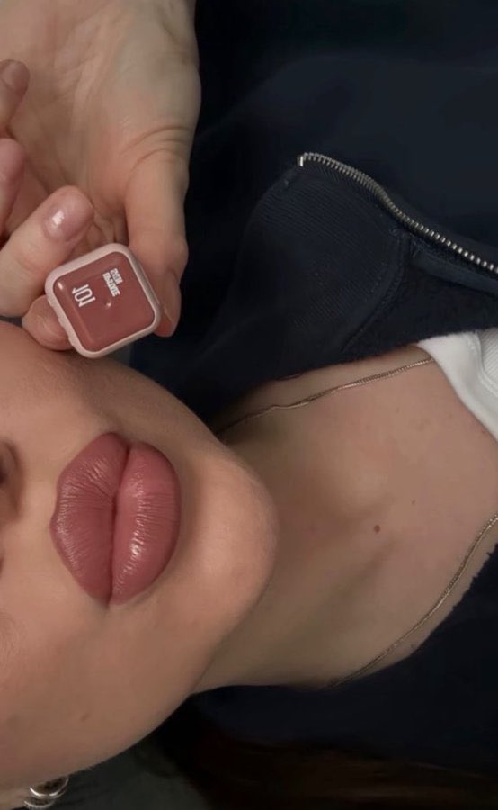 غُفْرَان. 🦋 tweet media