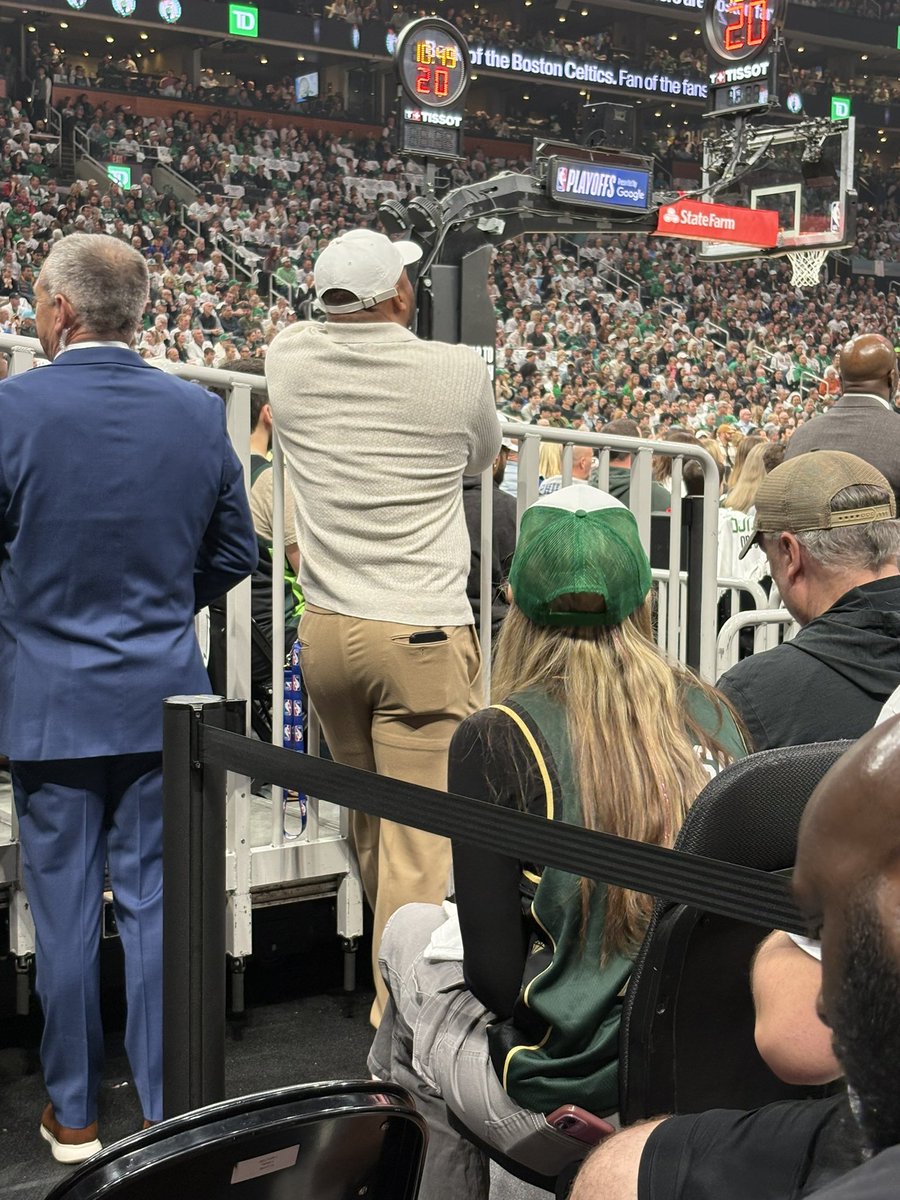 Da Kandiman tweet media