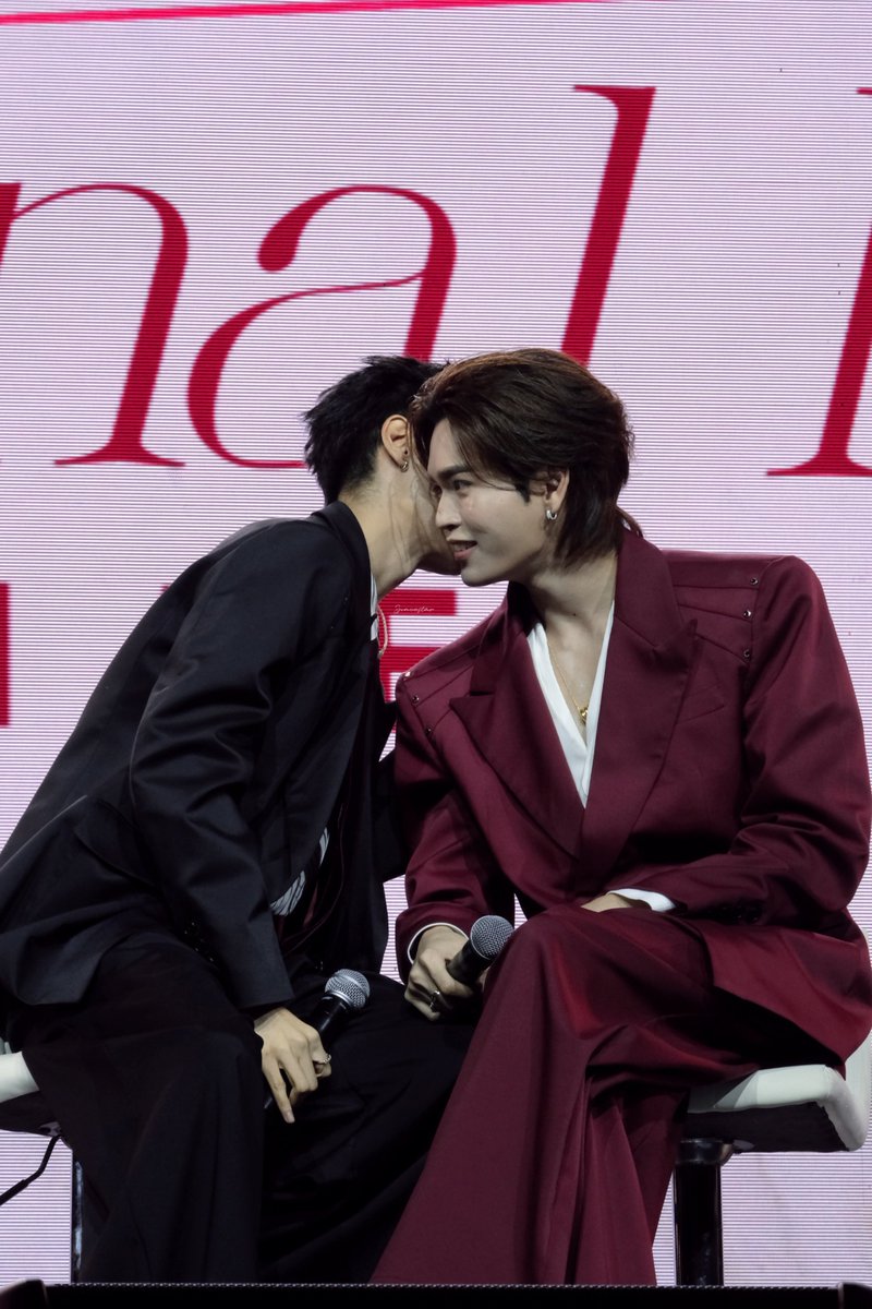 𝚗𝚊𝚗𝚊𝚌𝚑𝚊𝚗 ✩⋆꙳ tweet media