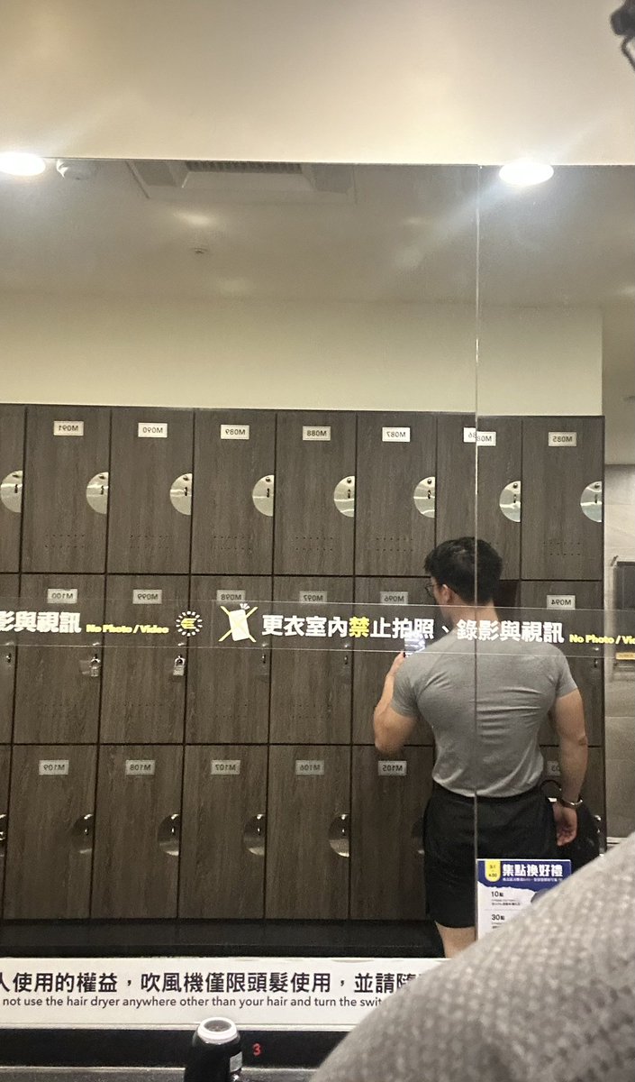 RaphaelBatman's tweet photo. 發現我玩脆跟推特的時間點差不多

剛剛回顧了過去所有的貼文
反而在推特的murmur來得更私人一點
意外這三年也發了蠻多篇文的
很多小事情小情緒😮‍💨 

題外話健身連續50天
是真的該安排休息日了
80分腿蹲已經蹲得好累
希望明天的我可以乖一點 拜託

去吃個早午餐 咖啡廳泡書📖
拜託我自己了 https://t.co/G9udJY4BpF