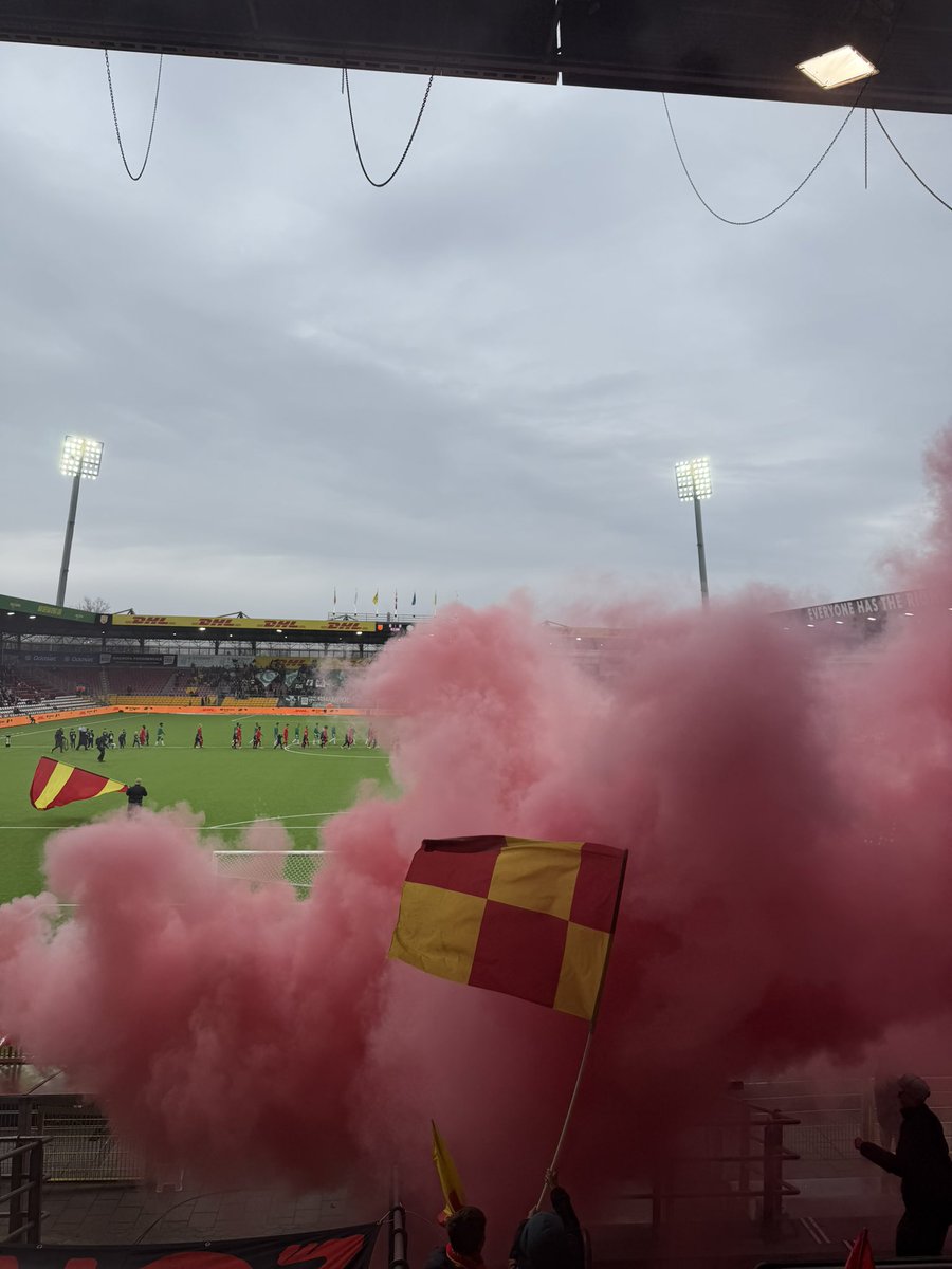 FCNdreamin's tweet photo. Sikke en spiller Justin Janssen er. 
Helt overlegen performance af den unge mand og så kroner han indsatsen med et mål.

3 utrolig vigtige point i en kamp der kunne være gået begge veje. 

#fcndk #fcnvff #sldk https://t.co/kZaIdfzQN0