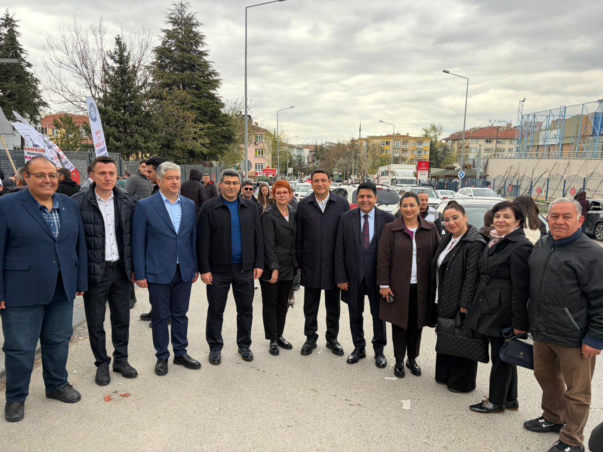 elcinguloren_'s tweet photo. Ankara Milletvekilimiz Sn. İdris Şahin, Deva Partisi sözcümüz Adana Milletvekilimiz Sn. Sadullah Kısacık, ilçe başkanlarımız ge yönetimleri ile Emeklilikte  Adalet Derneği'nin basın açıklamasına katıldık.

Yıllarca çalışarak bu ülkenin ekonomisine katkı sağlayan  vatandaşlarımızın, emeklilikte adalet talebi görmezden gelinemez.
Kademeli emeklilik meselesi artık ertelenmemeli, kalıcı ve adil bir düzenleme yapılmalıdır.

 @EmadDernegi  
#KademeSusmayacak
